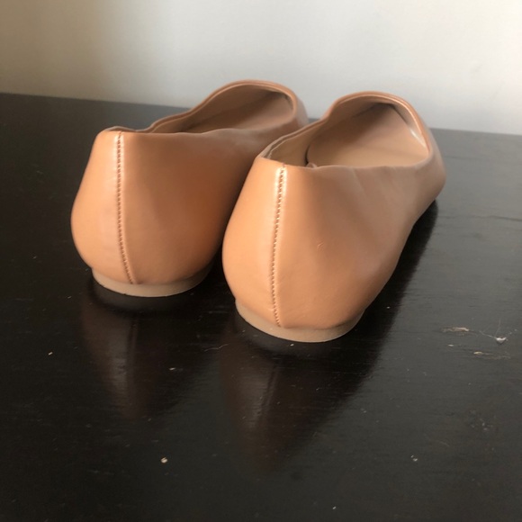 Tan flat shoes - Picture 2 of 5